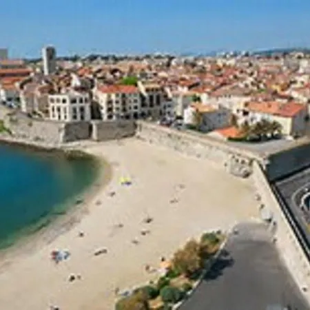 Port Vauban * أنتيب