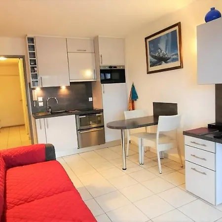 דירה Port Vauban Vue Port Excellente Situation Climatise Fibre אנטיב