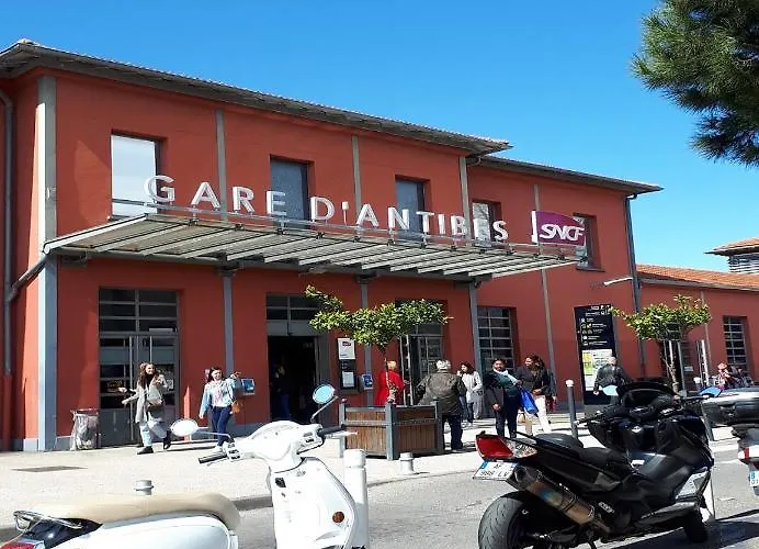 Port Vauban أنتيب